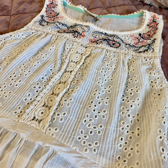 Knox Rose Tunic Top - Picture 4 of 6